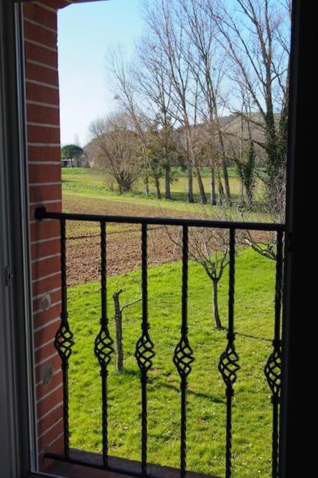 La Case A Jane, Gite Familial En Pays Tarnais Coufouleux Exterior photo